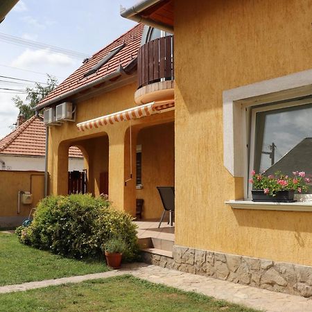 B6 Apartman Veszprém Exterior foto